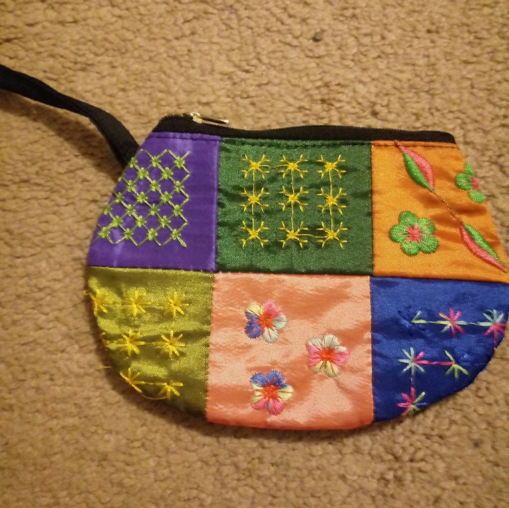 Handmade makeup bag - Picture 2 of 3